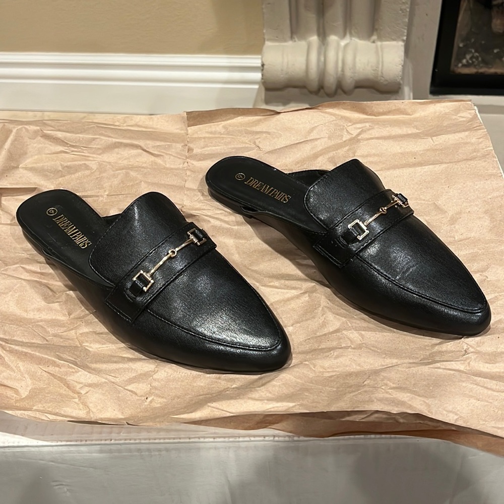 Women's Flat Mules Buckle Pointed Toe Backless Slip on Slides Loafer Shoes